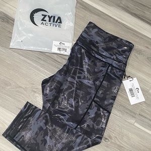 *BRAND NEW* Zyia Black Metallic Camo